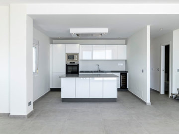 9-467d0cee5b725f3ef65f102a0c2e69c0