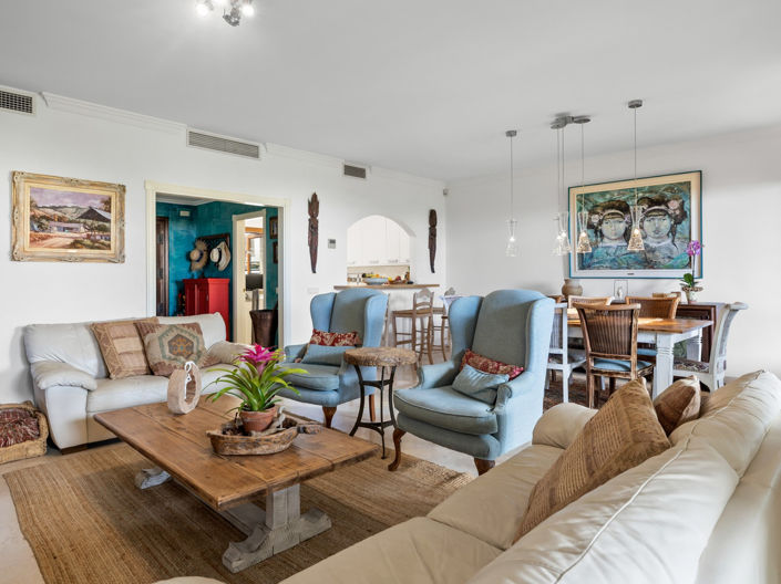 Image No.4-4 Bed House for sale