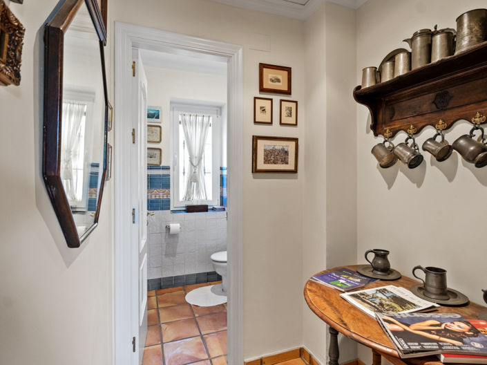 Image No.10-4 Bed House for sale