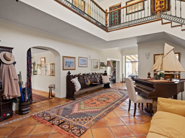 13-5fd73dea700db77384c091ca9818b1a9