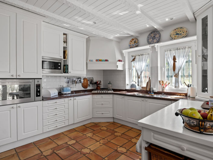 Image No.27-4 Bed House for sale