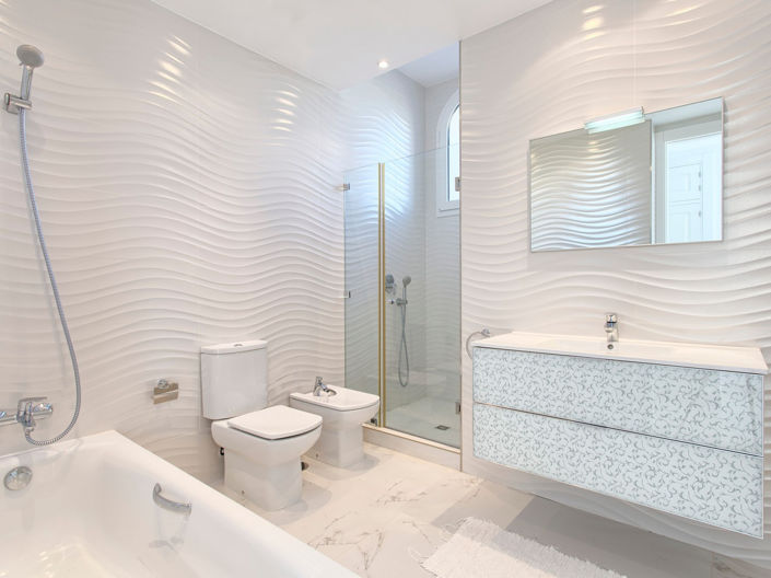 Image No.29-8 Bed House for sale