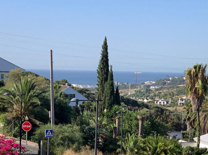 Image No.18-3 Bed House for sale