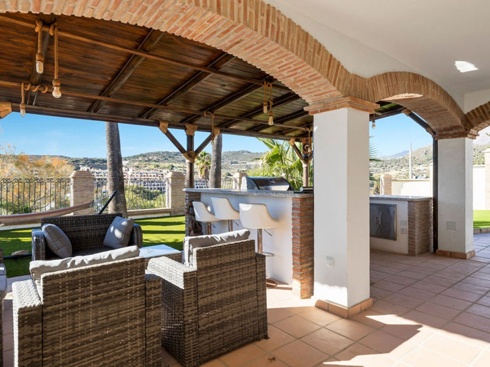 Image No.23-4 Bed House for sale