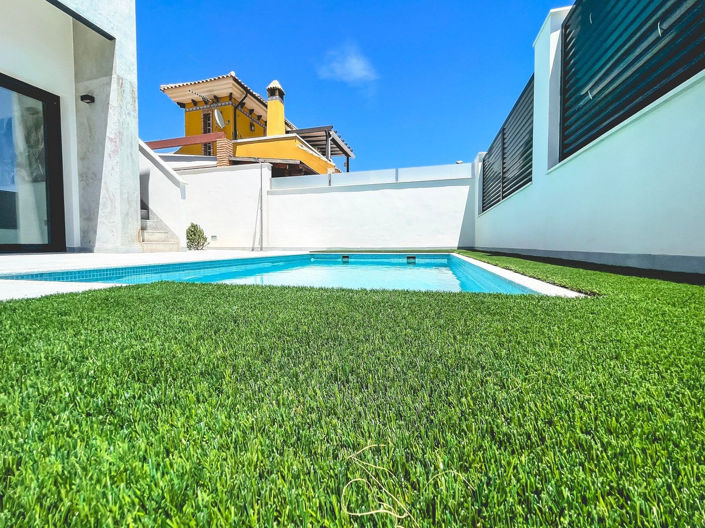 Image No.7-3 Bed House for sale