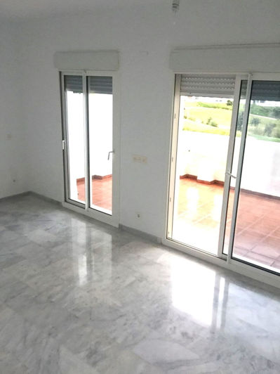 Image No.5-4 Bed Apartment for sale