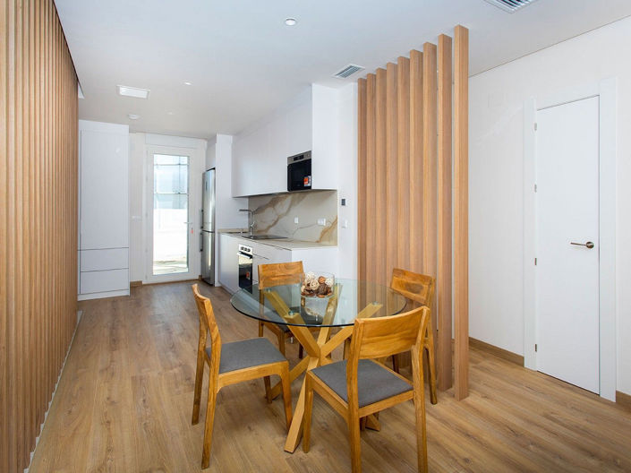 Image No.4-3 Bed House for sale