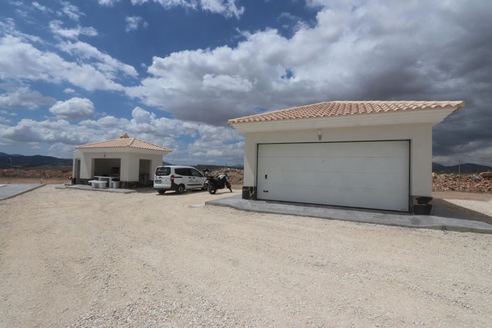 Image No.11-4 Bed Villa for sale