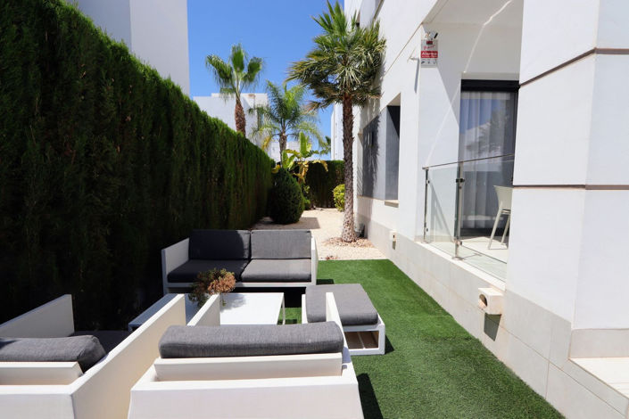 Image No.41-3 Bed House for sale