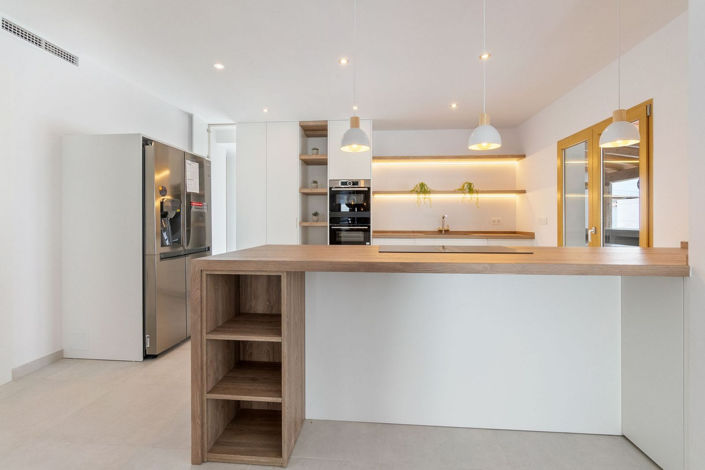 Image No.11-4 Bed House for sale