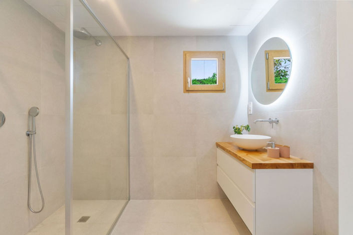 Image No.20-4 Bed House for sale