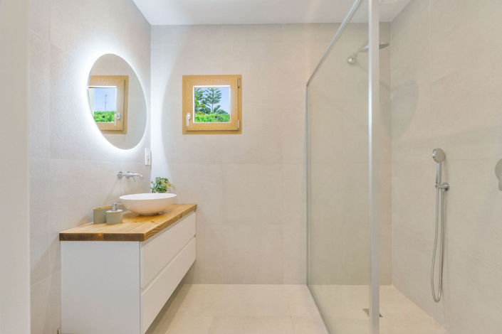 Image No.22-4 Bed House for sale