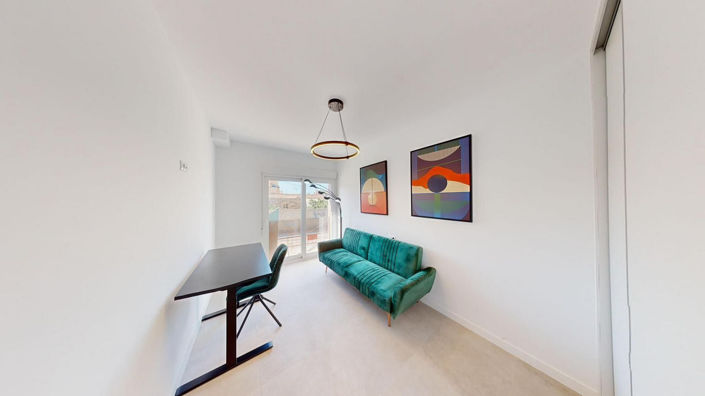 Image No.24-3 Bed Apartment for sale