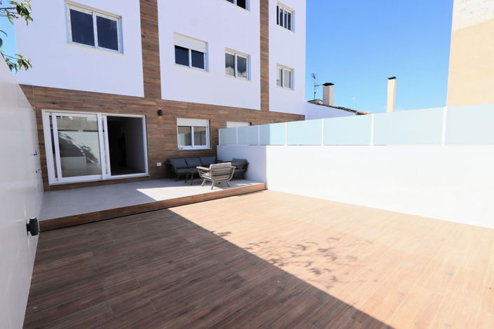 Image No.3-3 Bed Apartment for sale