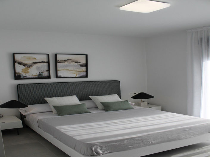 Image No.12-3 Bed House for sale