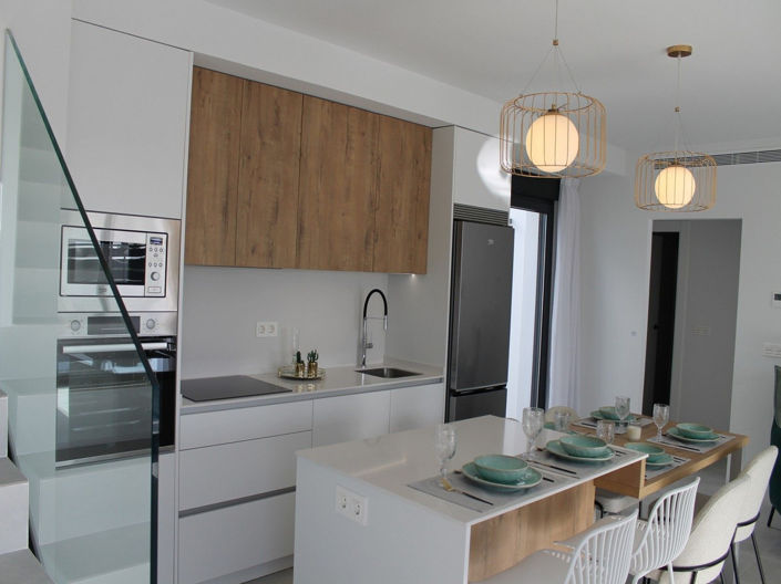 Image No.7-3 Bed House for sale