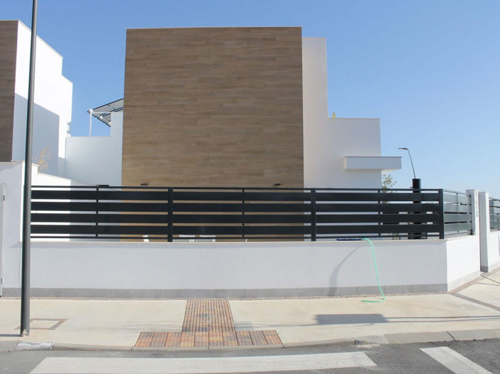 Image No.22-3 Bed House for sale