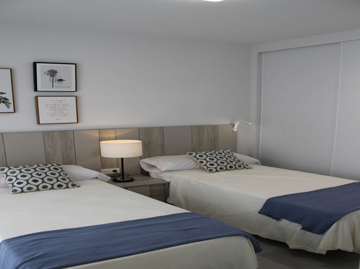 Image No.9-3 Bed House for sale