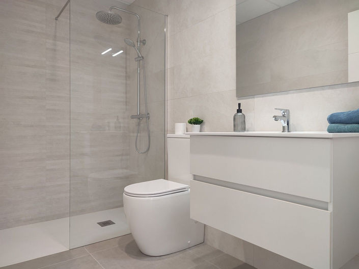 Image No.11-3 Bed House for sale