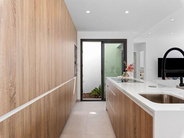 Image No.33-3 Bed House for sale