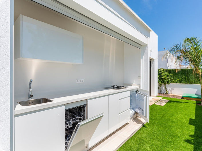 Image No.42-3 Bed House for sale