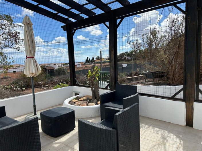 Image No.10-2 Bed House for sale