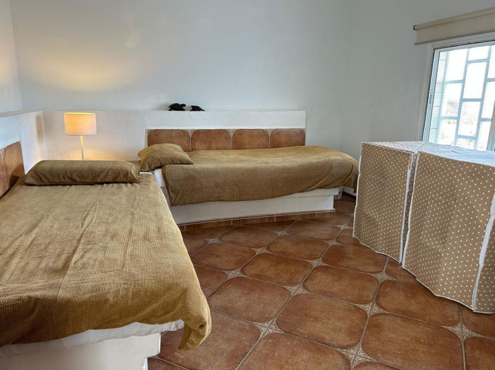 Image No.12-2 Bed House for sale