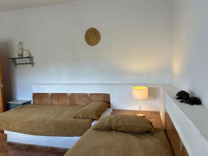 Image No.13-2 Bed House for sale