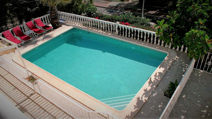 Image No.11-8 Bed House for sale