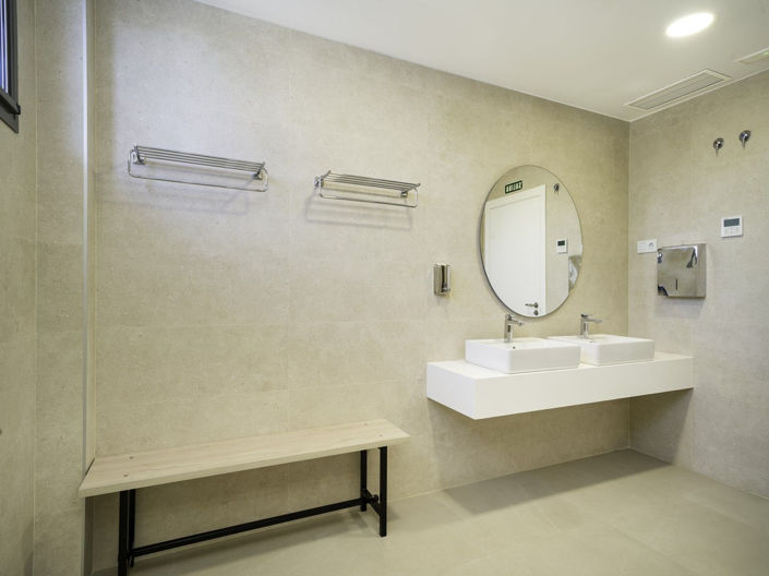 Image No.12-4 Bed House for sale