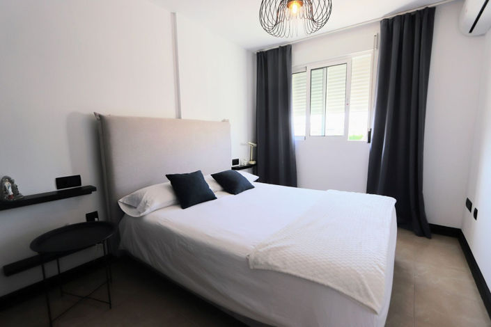 Image No.13-3 Bed Apartment for sale