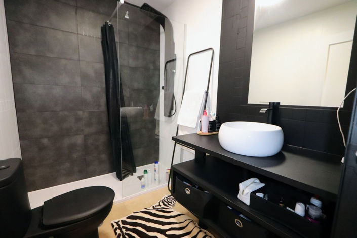 Image No.15-3 Bed Apartment for sale