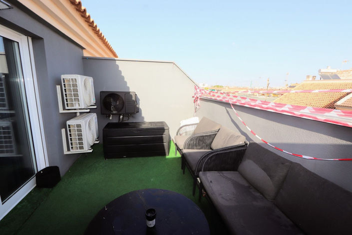 Image No.19-3 Bed Apartment for sale