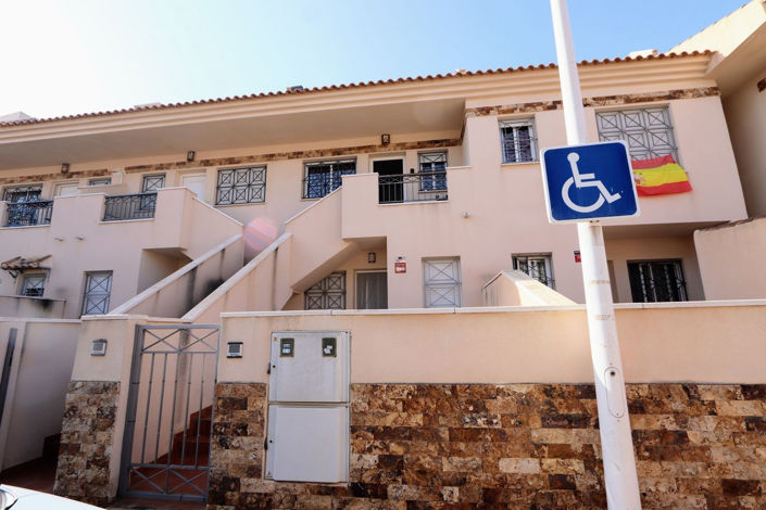 Image No.25-3 Bed Apartment for sale