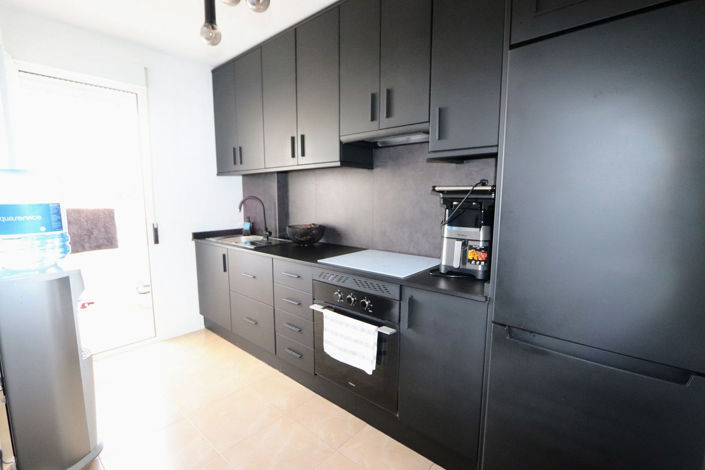 Image No.8-3 Bed Apartment for sale