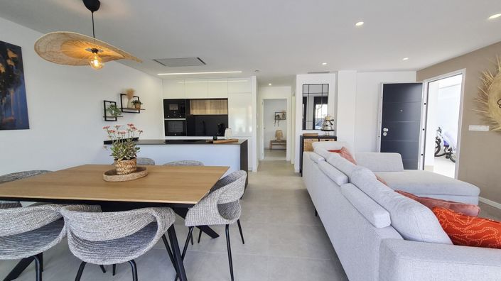 Image No.3-3 Bed Villa for sale