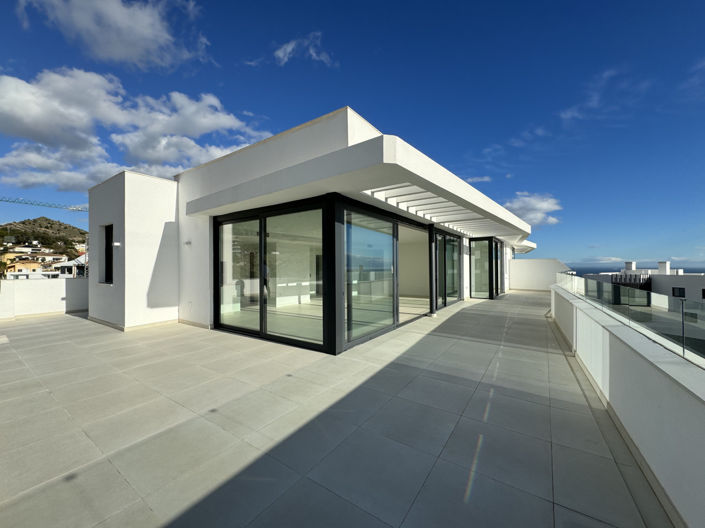 Image No.34-2 Bed Property for sale