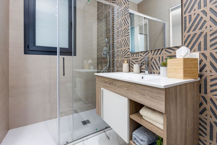 Image No.23-2 Bed Bungalow for sale