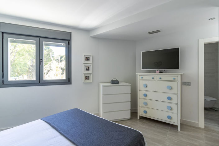 Image No.6-3 Bed House for sale