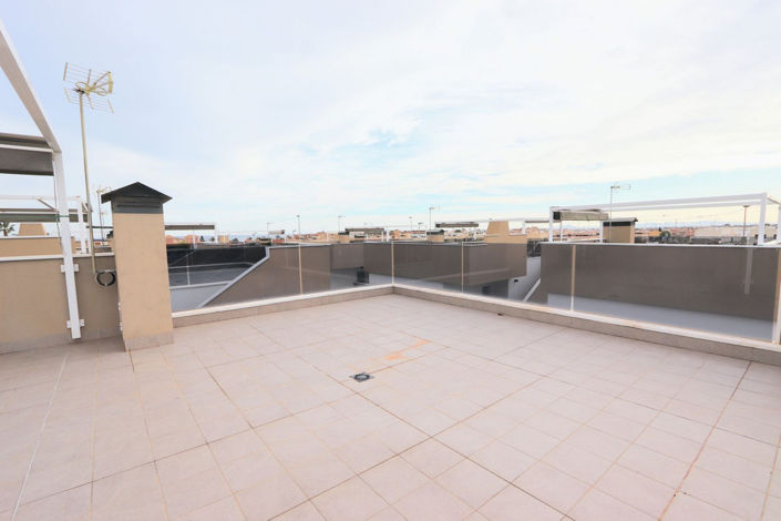 Image No.23-3 Bed House for sale