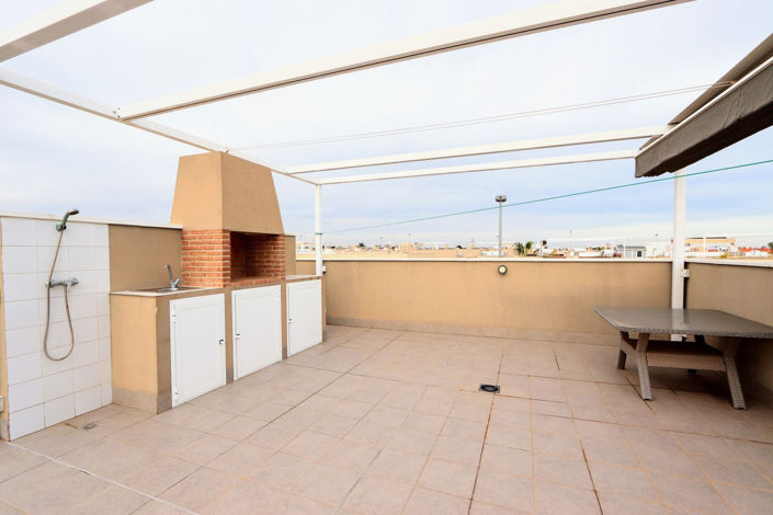 Image No.26-3 Bed House for sale