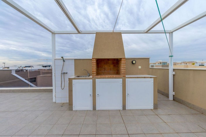 Image No.27-3 Bed House for sale