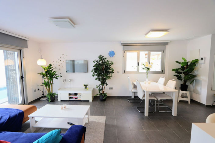 Image No.5-3 Bed House for sale