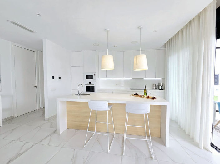 Image No.9-3 Bed House for sale