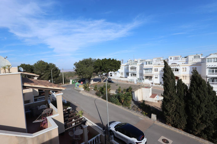 Image No.23-3 Bed House for sale