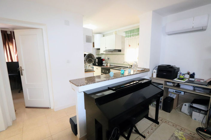 Image No.6-3 Bed House for sale