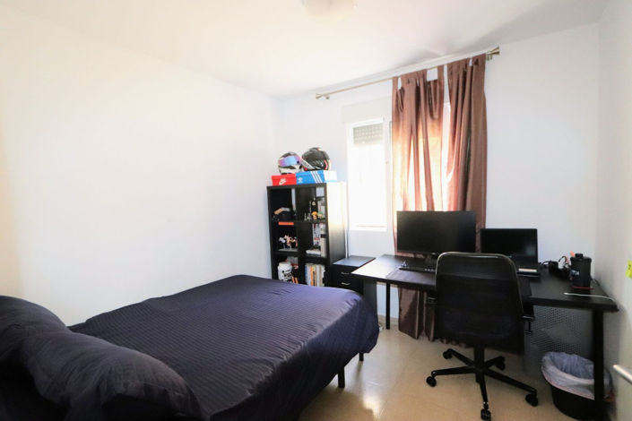 Image No.9-3 Bed House for sale