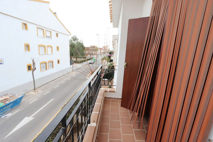 Image No.17-2 Bed Apartment for sale