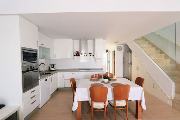 Image No.7-4 Bed House for sale