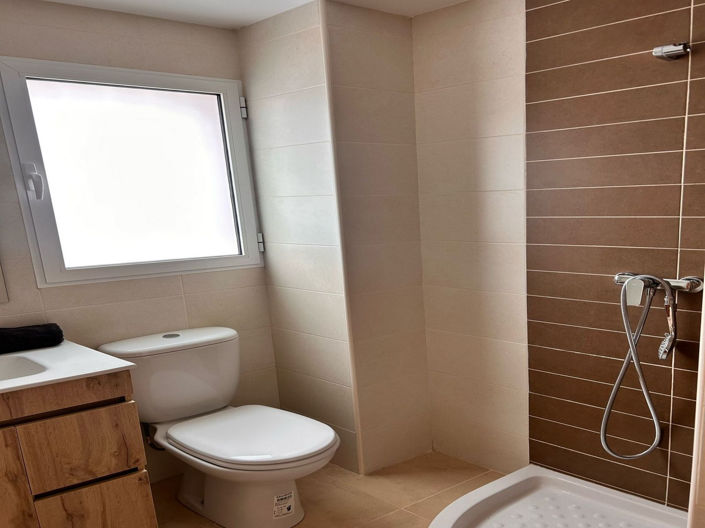 Image No.26-2 Bed Apartment for sale